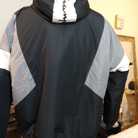 HP🙏NWT CHAMPION MEN'S WINTER BLACK STADIUM PARKA US XL - Picture 10 of 16